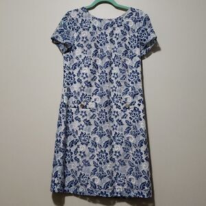𝅺TOMMY Hilfiger Floral blue and cream Lace Blue Dress size 8